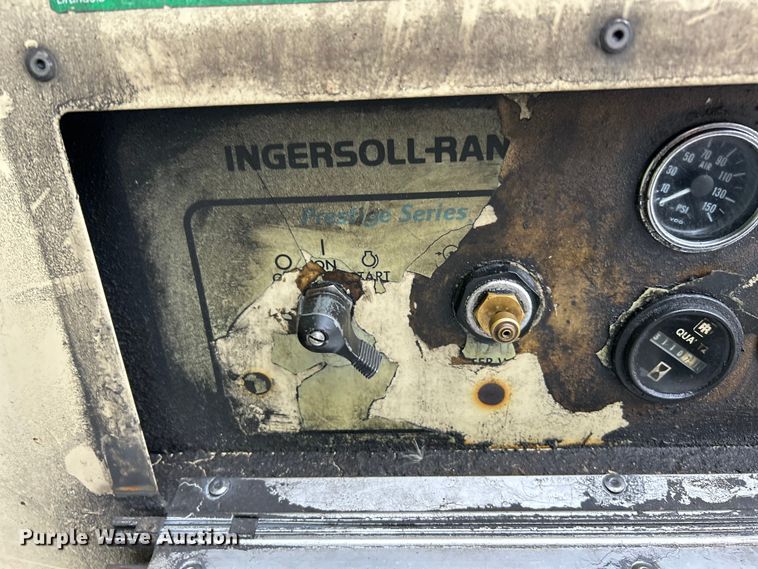 image for item ET3136 1994 Ingersoll-Rand P100DWD air compressor