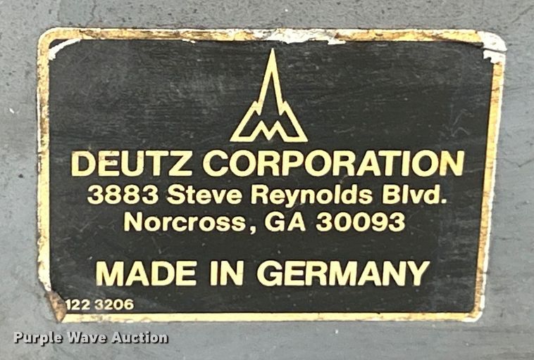 image for item ET3136 1994 Ingersoll-Rand P100DWD air compressor