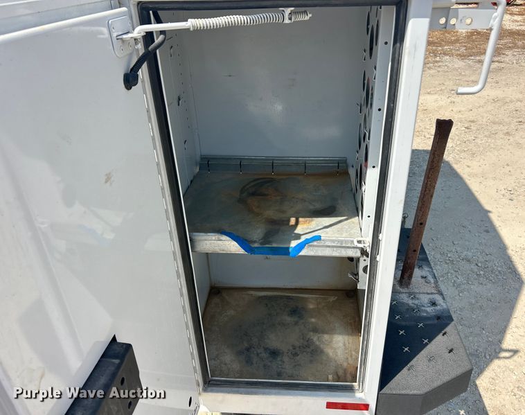 image for item ET3147 2019 Chevrolet Express utility van