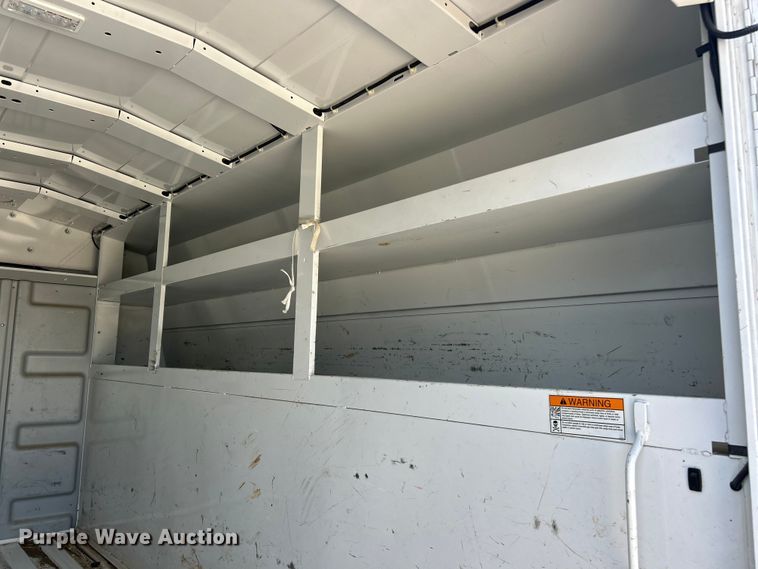 image for item ET3147 2019 Chevrolet Express utility van