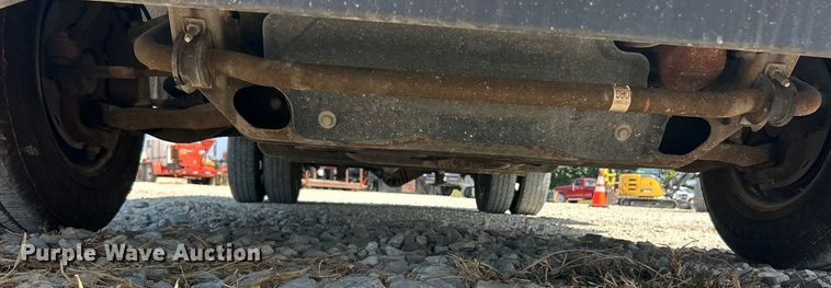 image for item ET3147 2019 Chevrolet Express utility van