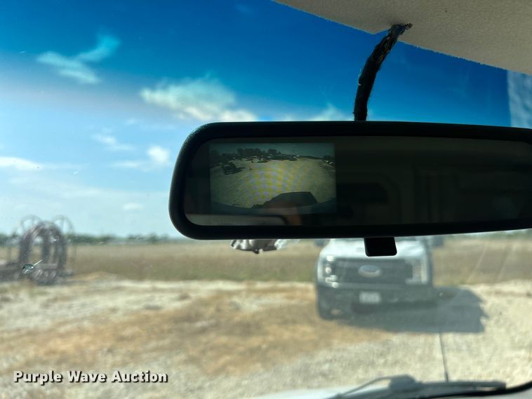 image for item ET3147 2019 Chevrolet Express utility van