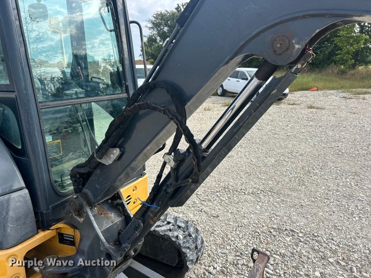 image for item ET3148 2017 John Deere 35G mini excavator