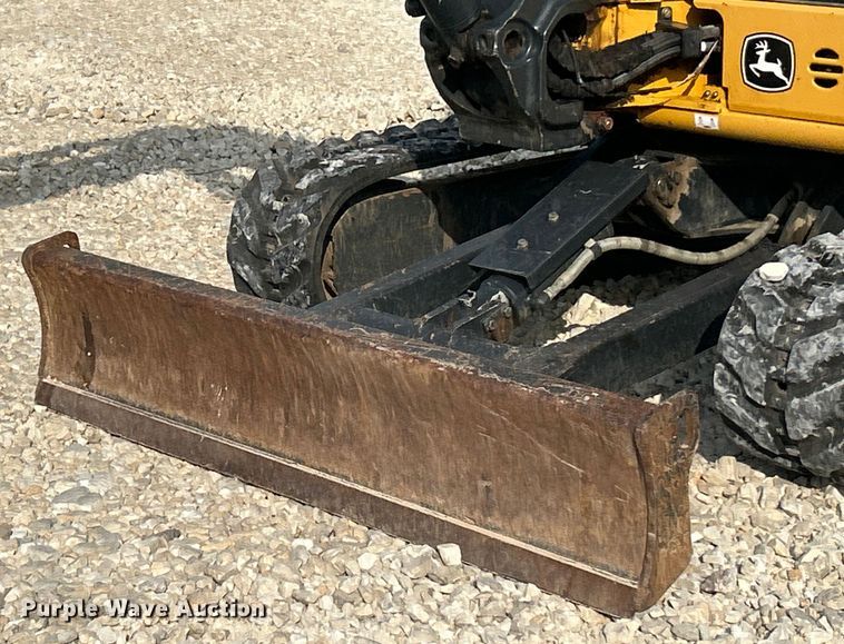 image for item ET3148 2017 John Deere 35G mini excavator