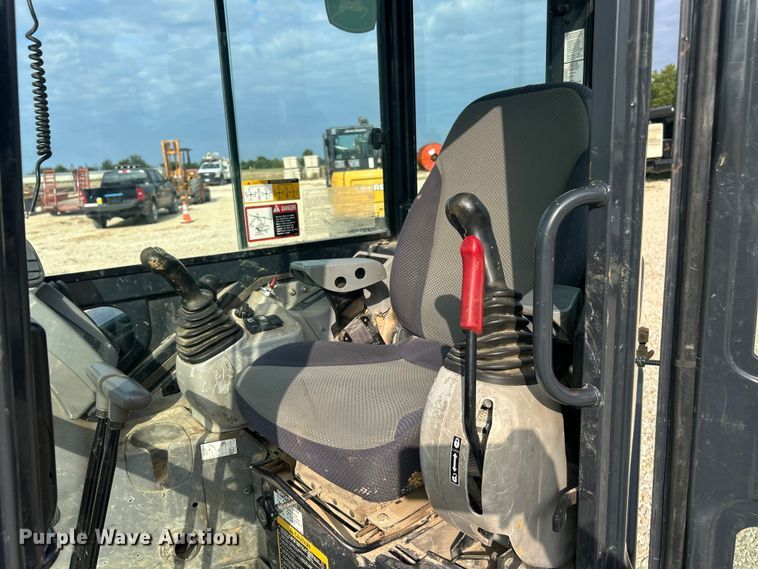 image for item ET3148 2017 John Deere 35G mini excavator