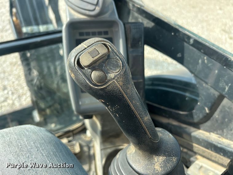 image for item ET3148 2017 John Deere 35G mini excavator