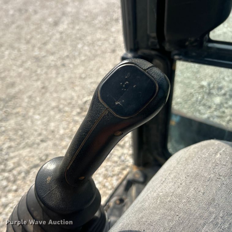 image for item ET3148 2017 John Deere 35G mini excavator