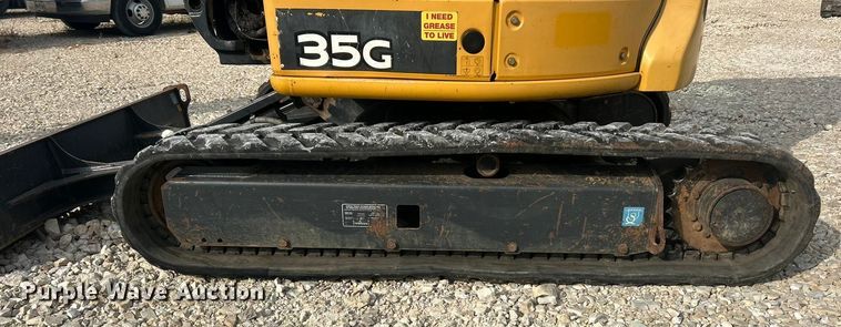 image for item ET3148 2017 John Deere 35G mini excavator