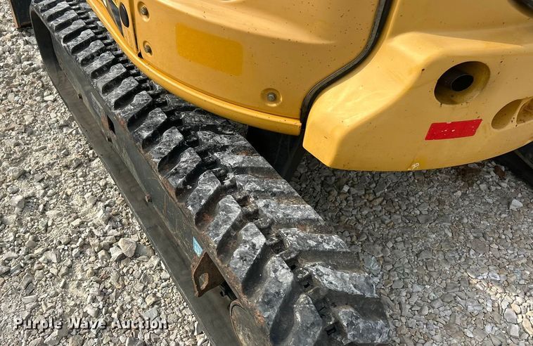 image for item ET3148 2017 John Deere 35G mini excavator