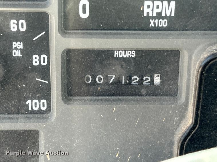 image for item ET3149 1993 International 4900 reel truck