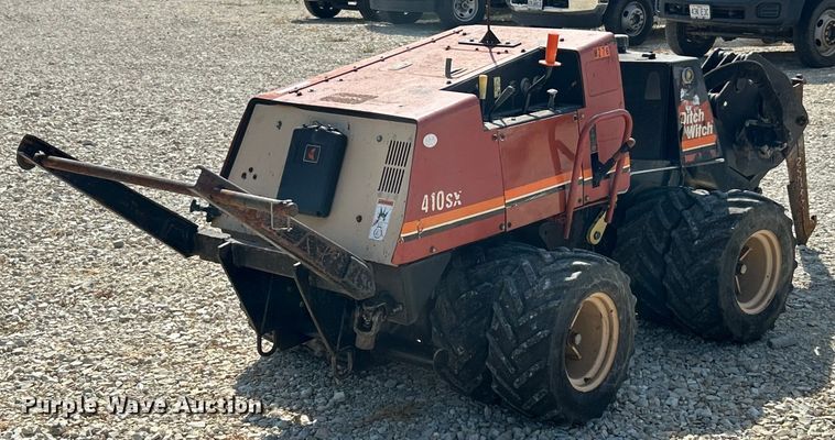 image for item ET3152 2008 Ditch Witch 410SX vibratory cable plow