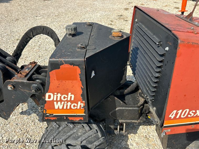 image for item ET3152 2008 Ditch Witch 410SX vibratory cable plow