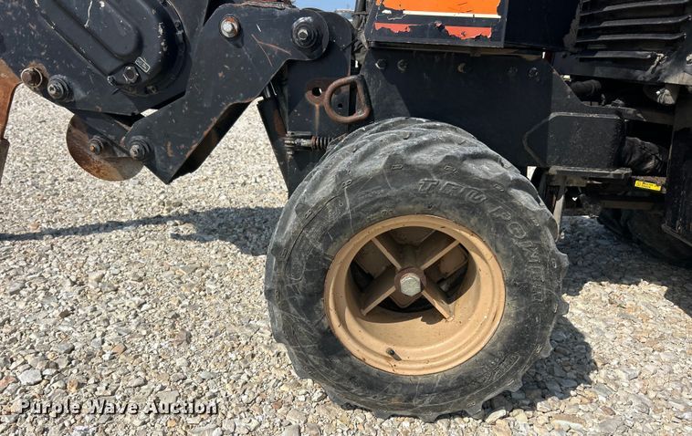 image for item ET3152 2008 Ditch Witch 410SX vibratory cable plow