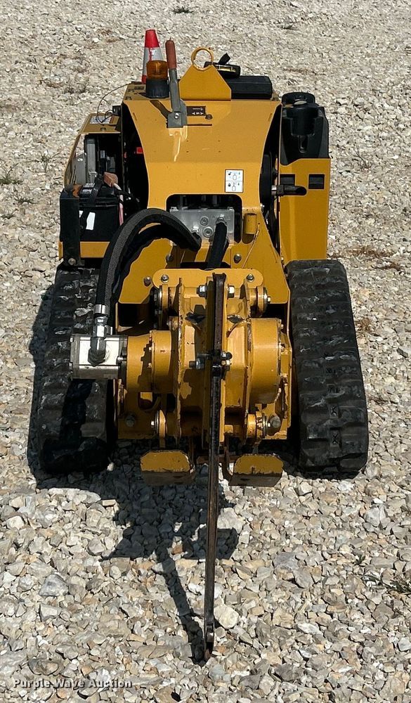 image for item ET3153 2018 Vermeer SPX25 cable plow