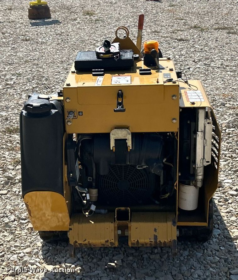 image for item ET3153 2018 Vermeer SPX25 cable plow