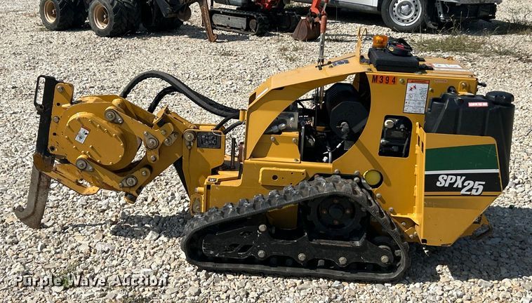 image for item ET3153 2018 Vermeer SPX25 cable plow