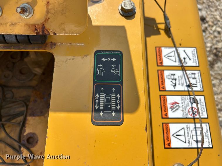 image for item ET3153 2018 Vermeer SPX25 cable plow