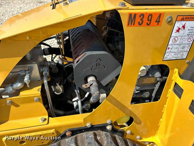 image for item ET3153 2018 Vermeer SPX25 cable plow