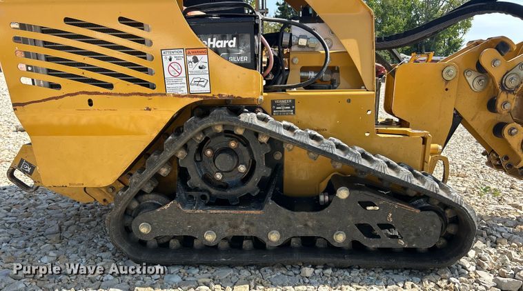 image for item ET3153 2018 Vermeer SPX25 cable plow