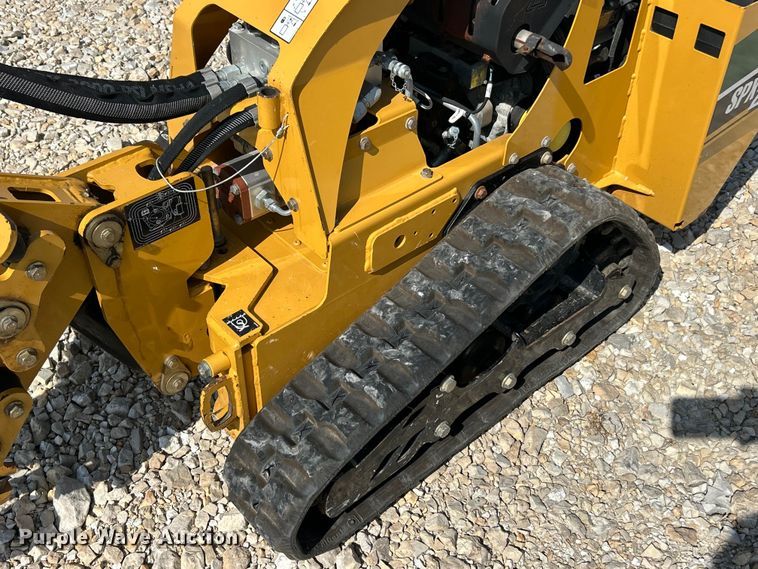 image for item ET3153 2018 Vermeer SPX25 cable plow