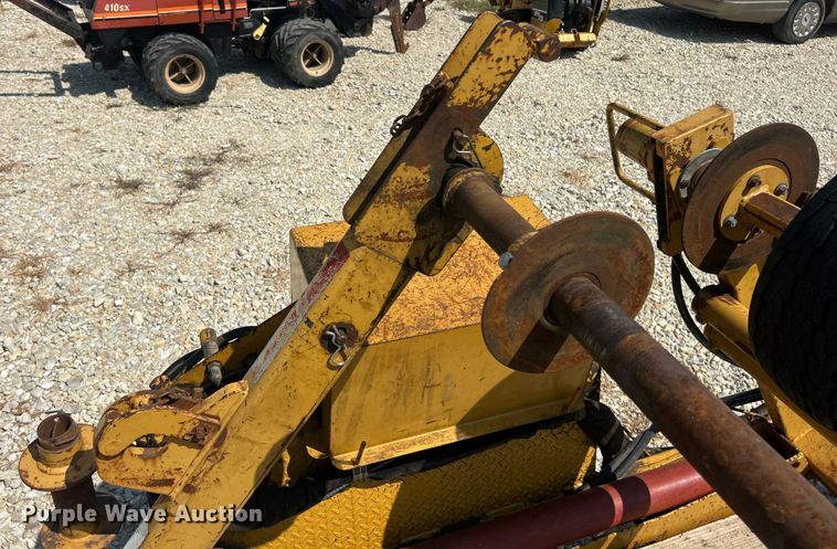 image for item ET3154 2004 Larson reel trailer