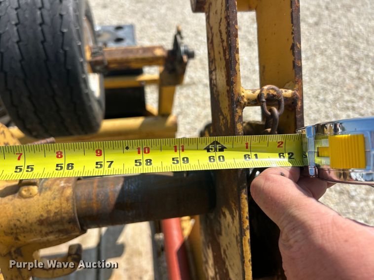 image for item ET3154 2004 Larson reel trailer