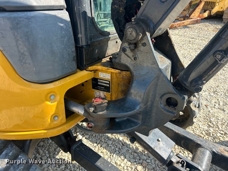 image for item ET3156 2021 John Deere 35G mini excavator