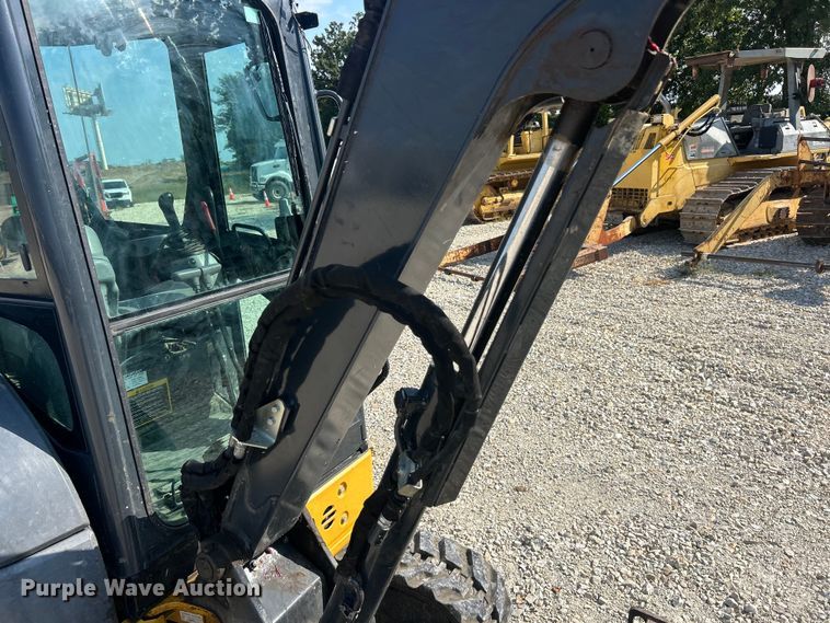 image for item ET3156 2021 John Deere 35G mini excavator