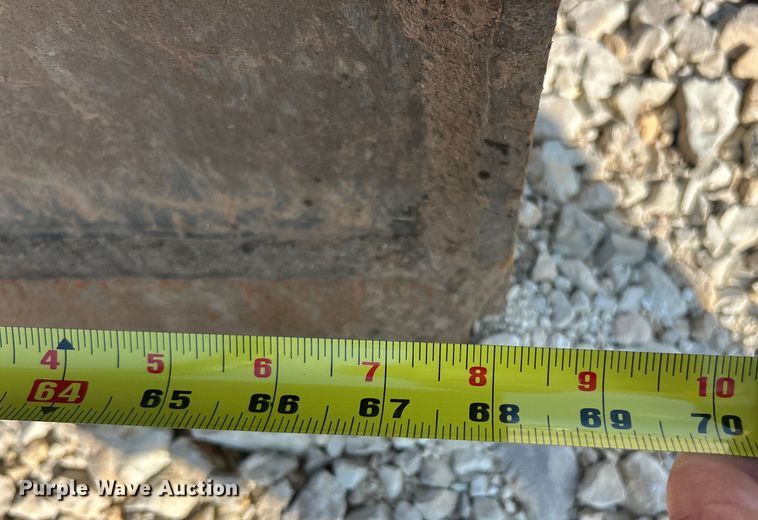 image for item ET3156 2021 John Deere 35G mini excavator