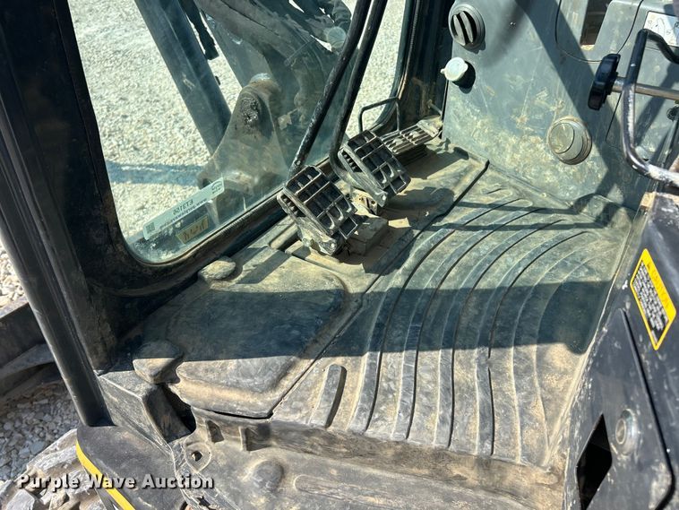 image for item ET3156 2021 John Deere 35G mini excavator
