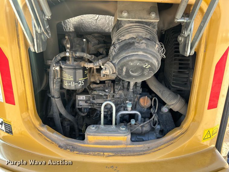 image for item ET3156 2021 John Deere 35G mini excavator