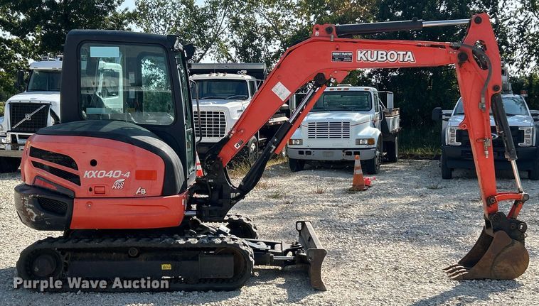 EXCAVADORA 2017 KUBOTA KX0404