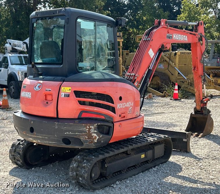 EXCAVADORA 2017 KUBOTA KX0404