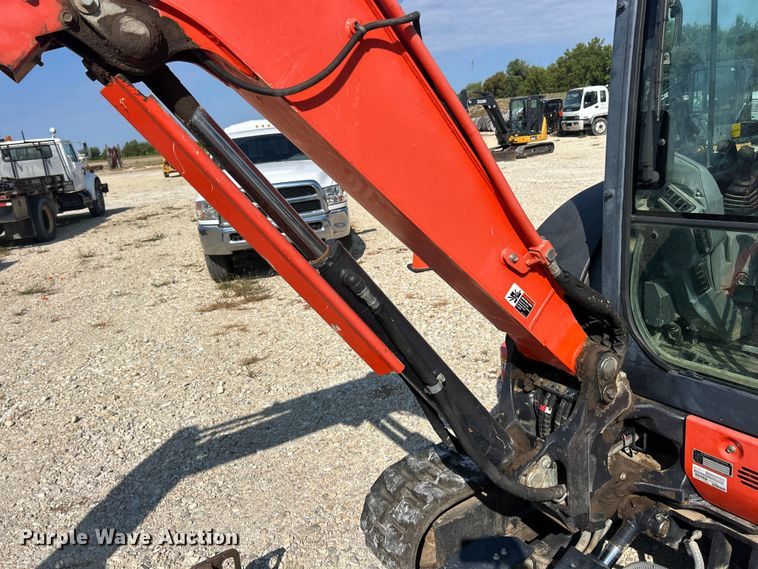 image for item ET3157 2017 Kubota KX040-4 mini excavator
