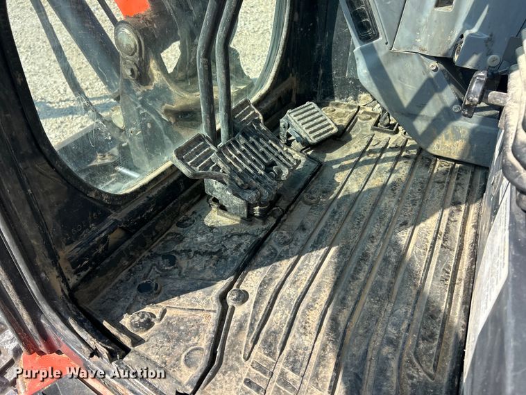 image for item ET3157 2017 Kubota KX040-4 mini excavator