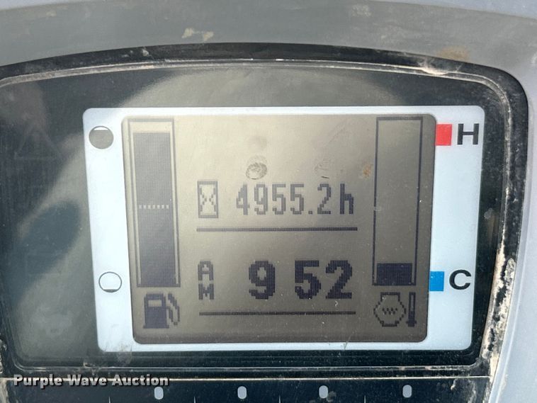 image for item ET3157 2017 Kubota KX040-4 mini excavator