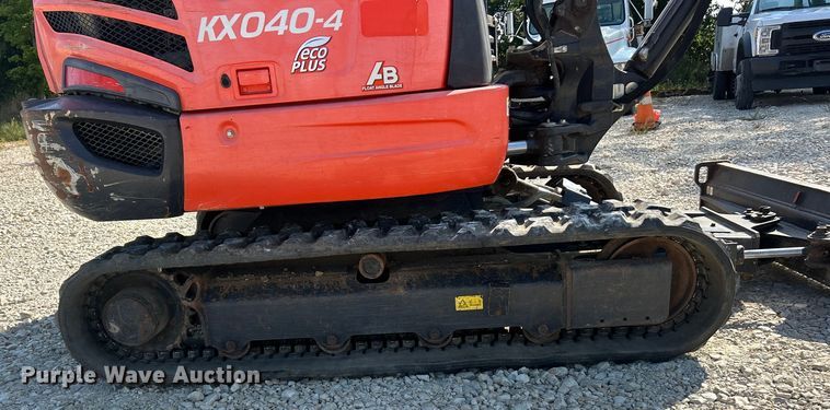 image for item ET3157 2017 Kubota KX040-4 mini excavator