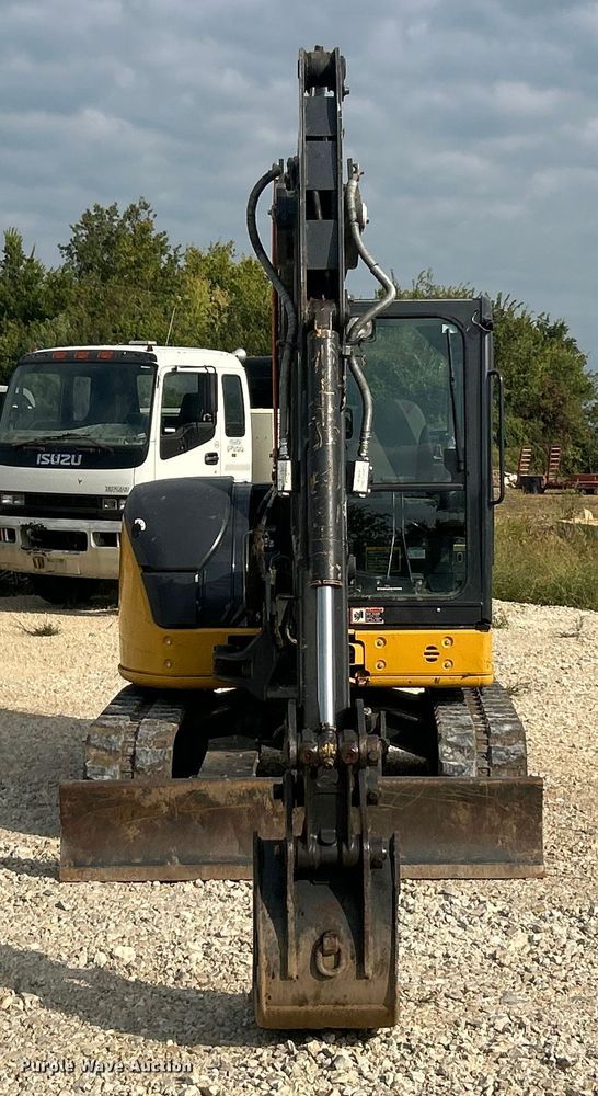EXCAVADORA 2020 JOHN DEERE 60G