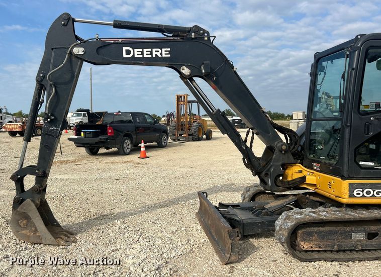 image for item ET3159 2020 John Deere 60G mini excavator