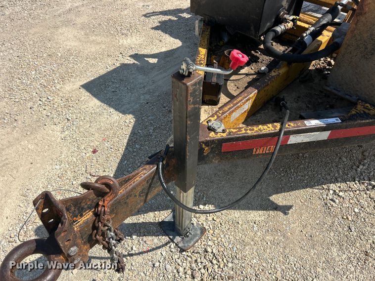 image for item ET3162 2004 Larson reel trailer