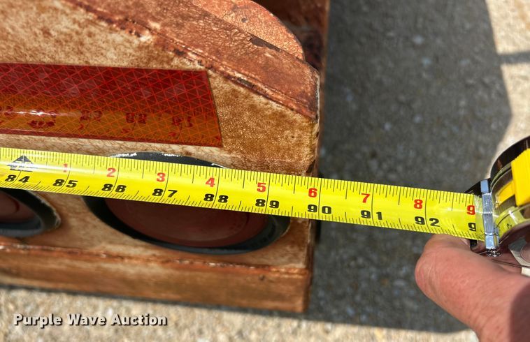 image for item ET3164 1992 Eagle pole trailer