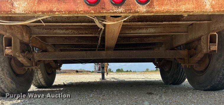 image for item ET3164 1992 Eagle pole trailer