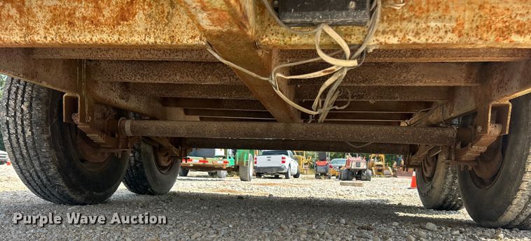 image for item ET3164 1992 Eagle pole trailer