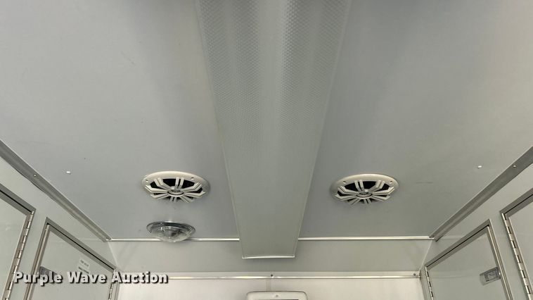 image for item ET3165 2015 Continental Cargo fiber optic splicing trailer