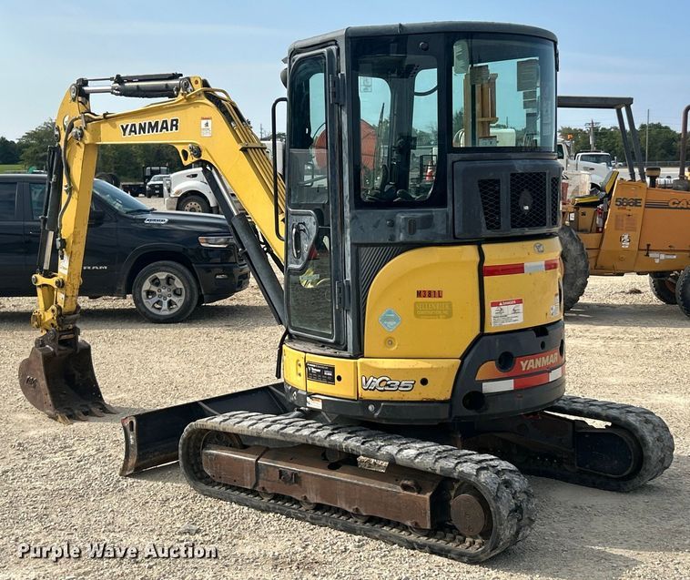 image for item ET3168 2016 Yanmar ViO35-6A mini excavator