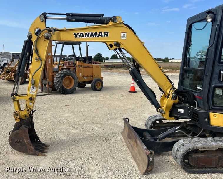 image for item ET3168 2016 Yanmar ViO35-6A mini excavator