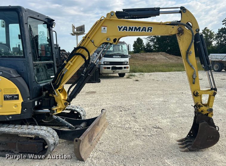 image for item ET3168 2016 Yanmar ViO35-6A mini excavator