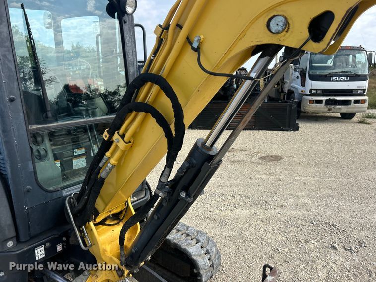 image for item ET3168 2016 Yanmar ViO35-6A mini excavator