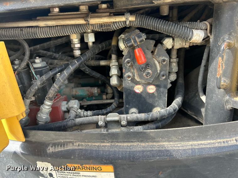 image for item ET3168 2016 Yanmar ViO35-6A mini excavator