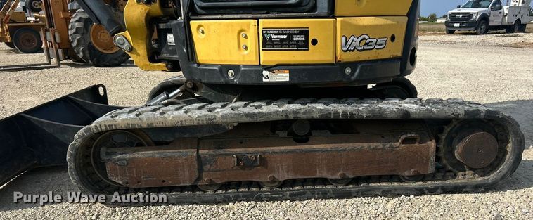 image for item ET3168 2016 Yanmar ViO35-6A mini excavator